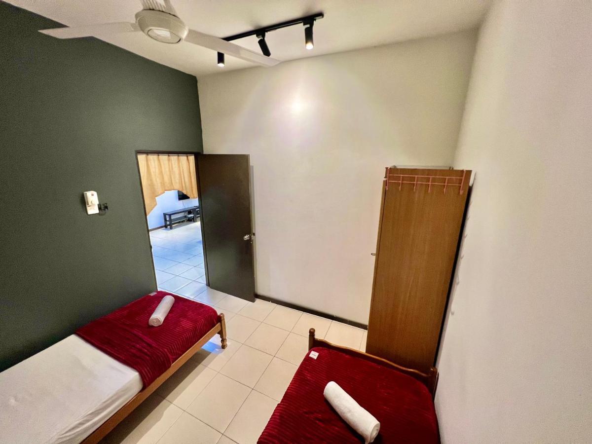 Medina Homestay Chukai Kemaman Dış mekan fotoğraf